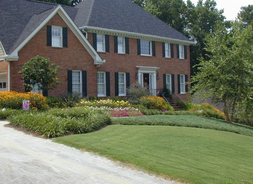 dunwoody front yard makeover